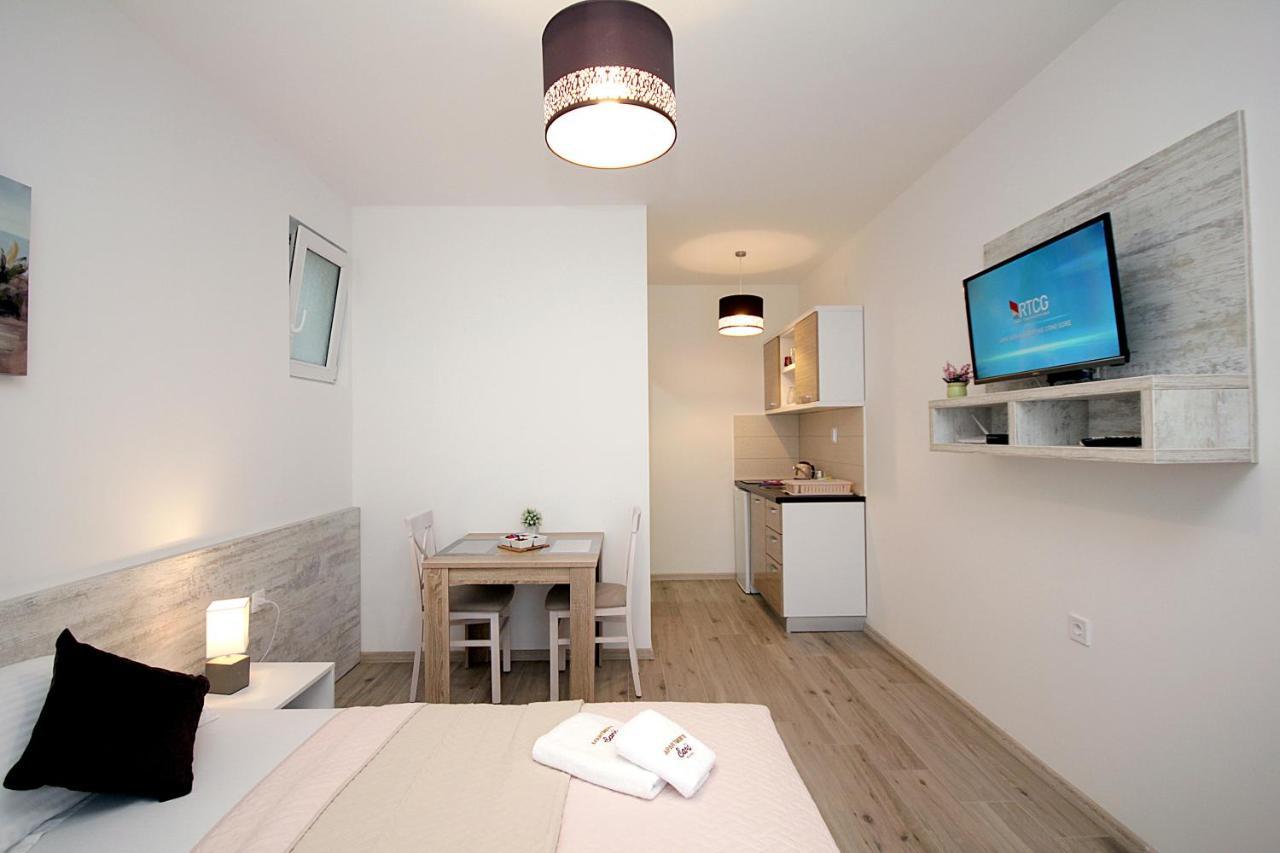 Apartments Saric Bar Esterno foto