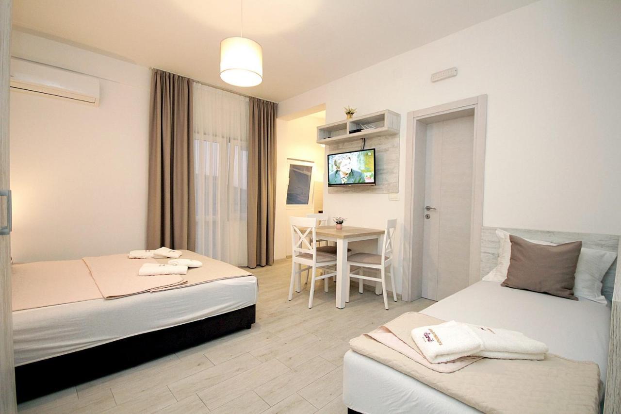 Apartments Saric Bar Esterno foto