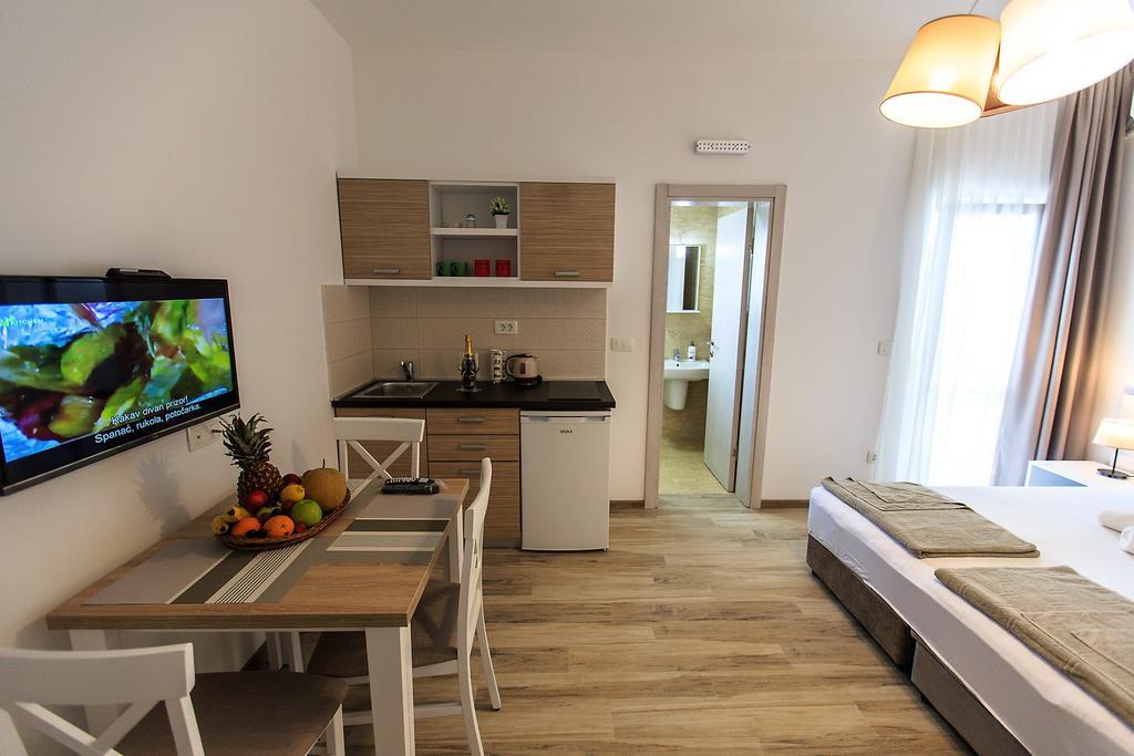 Apartments Saric Bar Esterno foto
