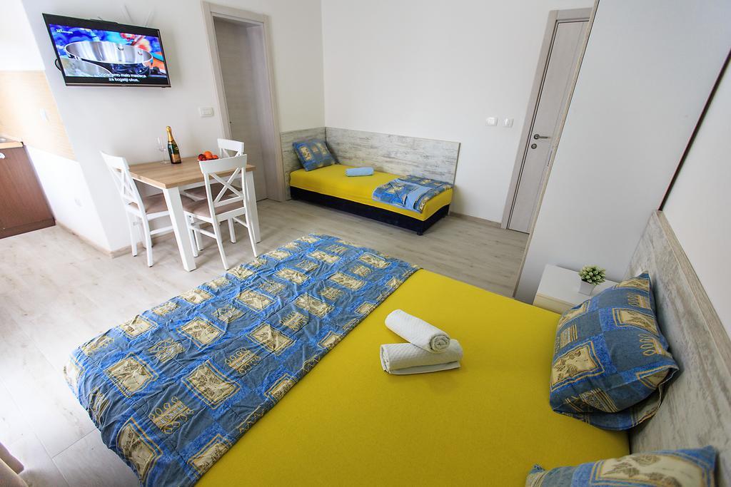 Apartments Saric Bar Esterno foto