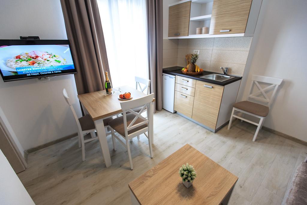 Apartments Saric Bar Esterno foto